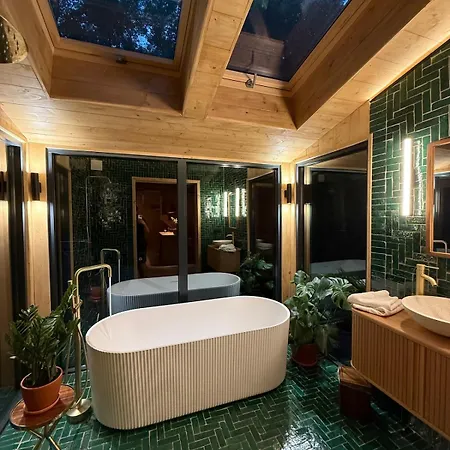 Bed and Breakfast De La Palombiere