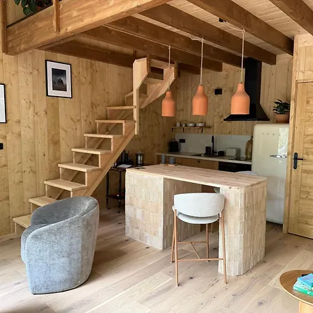 Bed and Breakfast De La Palombiere